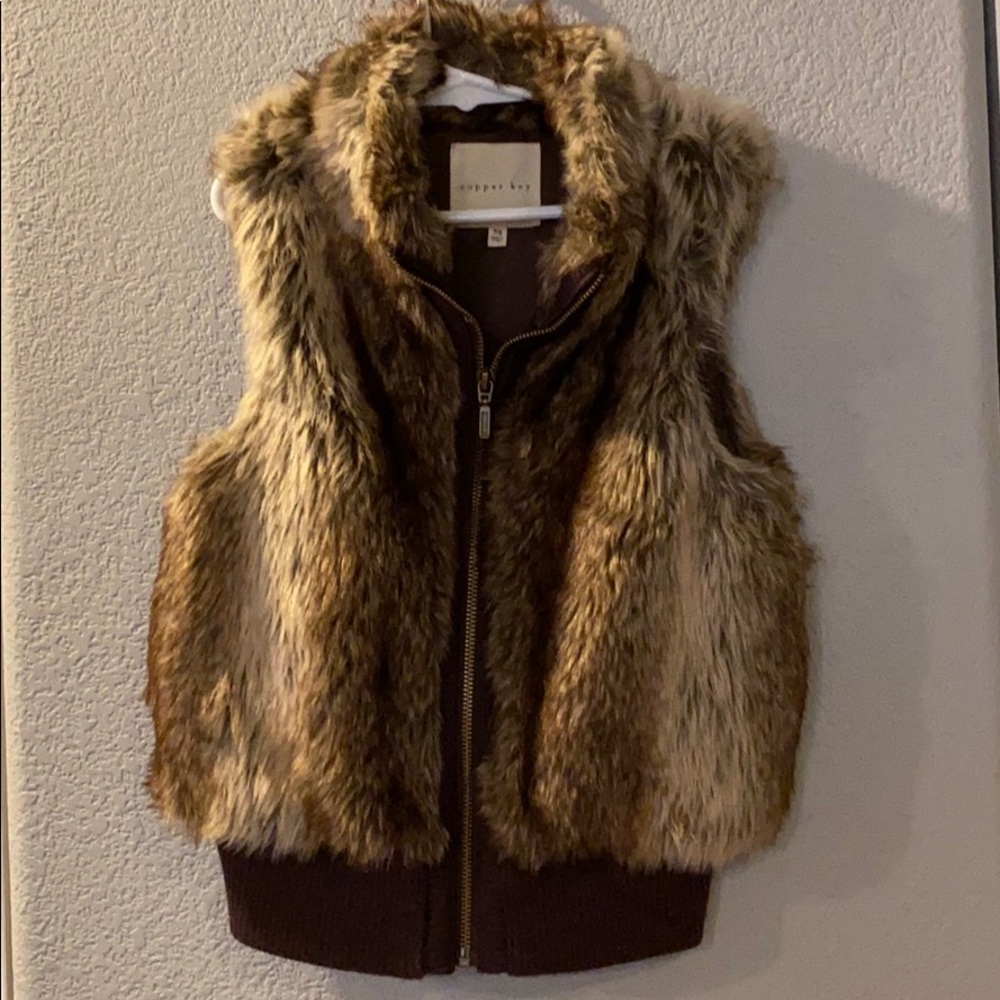 Girls fashionable vest